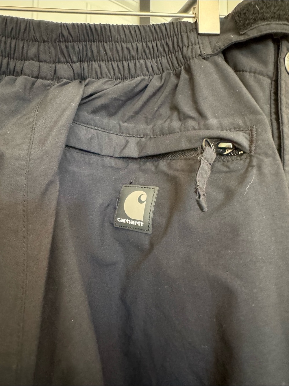 Carhartt Men's Black Cargo Snow Pants - Picture 6 of 7